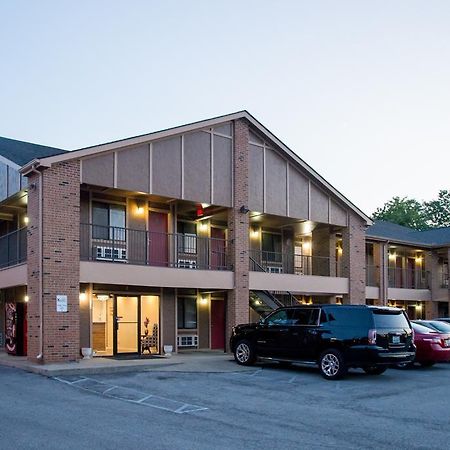 Oak Tree Inn Irvine Exterior photo