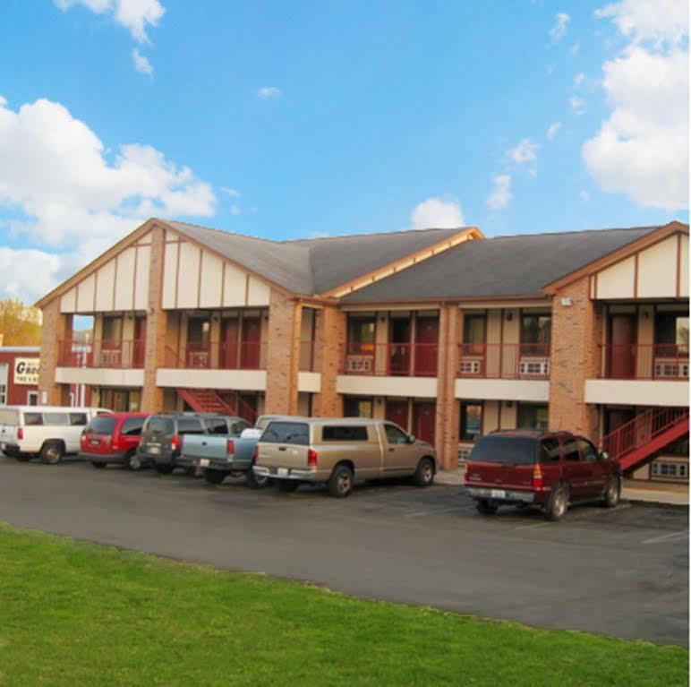 Oak Tree Inn Irvine Exterior photo